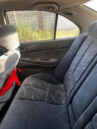 Транспорт: Mitsubishi Galant: 1998 г., Механика, Седан — 8