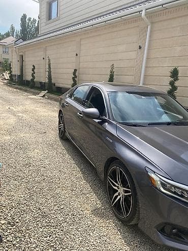 k doo: Honda Accord: 2022 г., Гибрид, Седан — 4