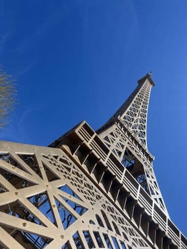 новый год на иссык куле 2022: Квартира, Paris C18/5 ЦО Париж, Чок-Тал, Детская площадка, Парковка, стоянка, Охраняемая территория — 10