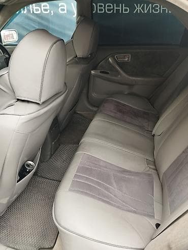Toyota Camry: 1998 г., 2.2 л, Автомат, Бензин, Седан