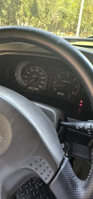 Унаа: Nissan Patrol: 2001 г., 3 л, Кол менен иштөөчү, Дизель, Жол тандабас — 9