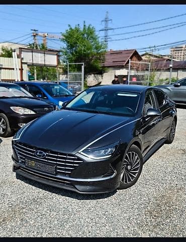 Hyundai Sonata: 2021 г., 2 л, Автомат, Гибрид, Седан