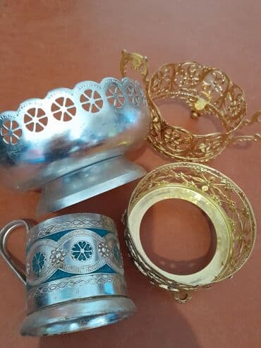 красная нить с золотом 585 цена: Перчатки, варежки, Женские, Б/у, цвет - Золотой — 1