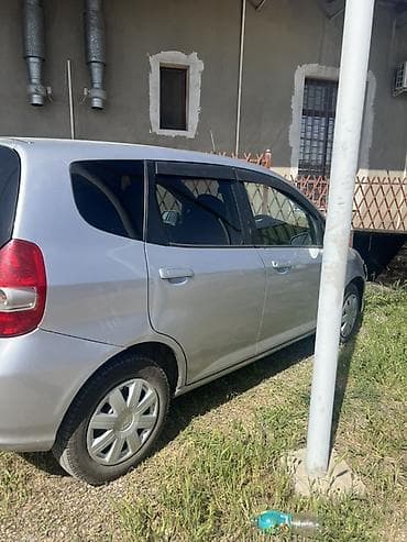 на фит 2: Honda Fit: 2003 г., 1.3 л, Автомат, Бензин, Хэтчбэк — 4