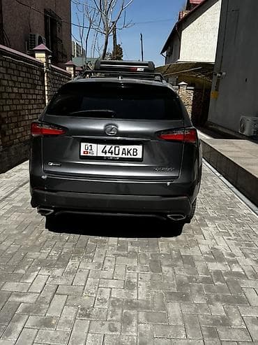 bmw x6 2025: Lexus NX: 2017 г., 2 л, Автомат, Бензин, Кроссовер — 3