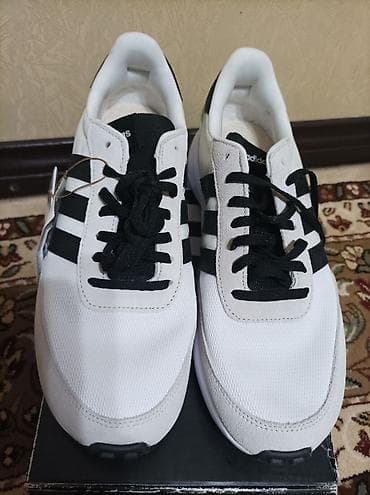 изи адидас: Кроссовки adidas Run 60s 2.0 - Классический силуэт в стиле — 1