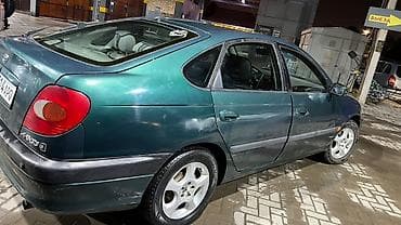d 4d: Toyota Avensis: 1998 г., 1.8 л, Ручные, Бензин, Лифтбек — 6