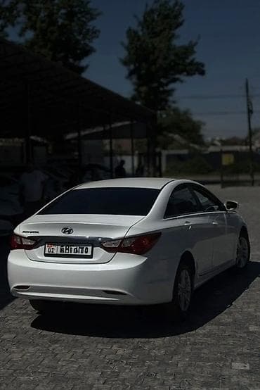 соната под выкуп: Hyundai Sonata: 2010 г., 2 л, Автомат, Газ, Седан — 5