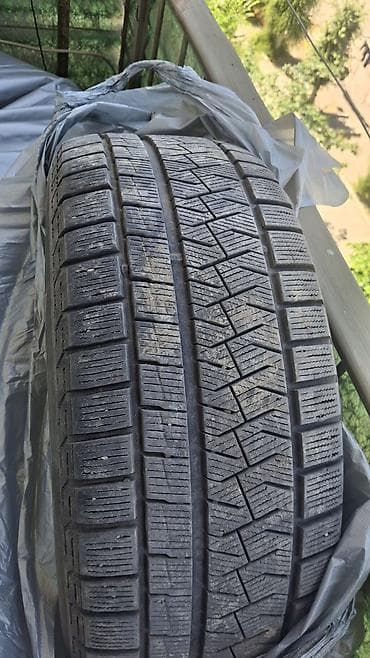 Транспорт: Шины 215 / 60 / R 16, Зима, Б/у, Пара, Легковые, Италия, Roadstone — 2
