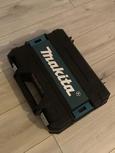 студийная лампа: Лазерный уровень Makita 3D/4D MaxLight в фирменном кейсе — 1