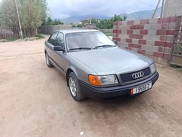 Audi 100: 1993 г., 2 л, Механика, Бензин, Седан