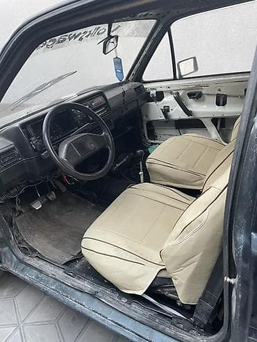 водный скутер: Volkswagen Golf: 1987 г., 1.6 л, Механика, Бензин, Хэтчбэк — 8