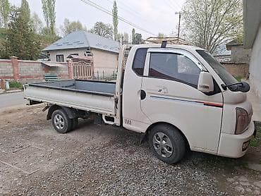 mazda 3 2005: Легкий грузовик, Hyundai, Стандарт — 3