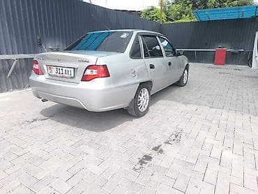 Daewoo Nexia: 2009 г., 1.6 л, Механика, Бензин, Седан at lalafo.kg Daewoo Nexia: 2009 г., 1.6 л, Механика, Бензин, Седан