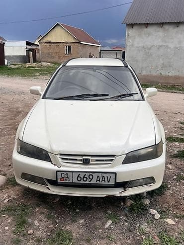 Honda Accord: 2000 г., 2.3 л, Автомат, Бензин, Универсал