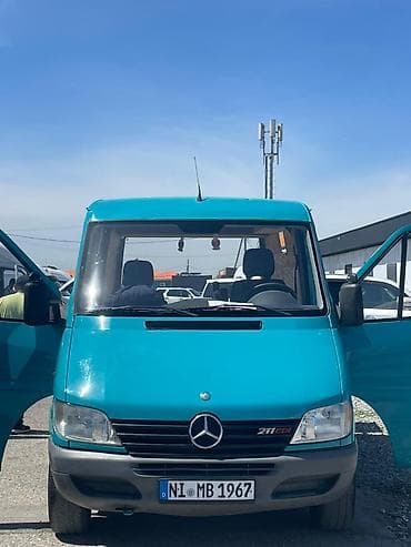 mb 100: Mercedes-Benz Спринтер: 2002 г., 2.2 л, Типтроник, Дизель, Фургон — 9