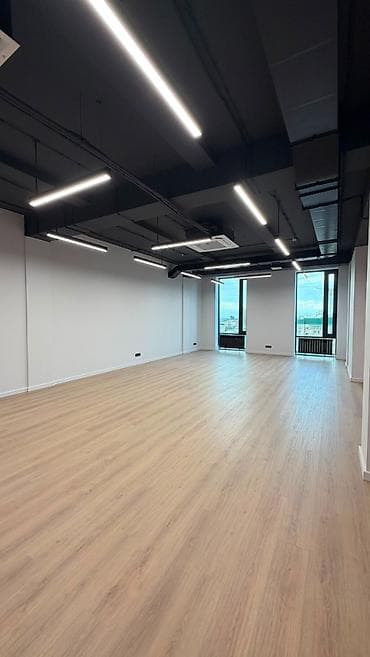 Аренда офисов, 64 м², В бизнес центре, С видом на горы — 2