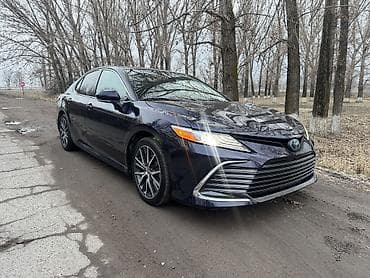 crown 2018: Toyota Camry: 2021 г., 2.5 л, Автомат, Гибрид, Седан — 1