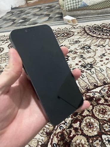 Фото и видеокамеры: IPhone 13 Pro, Б/у, 256 ГБ, Зеленый, Кабель — 2