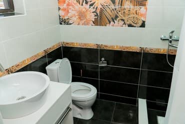 сдам частный дом без хозяина в бишкеке: 25 кв. м, Эмереги менен — 3