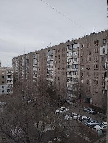 сдаю каые: 3 комнаты, Собственник, С мебелью частично — 3