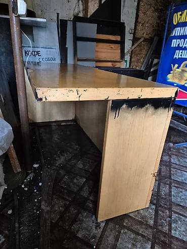 кухонные столы бу: Продаётся стол .Размер длина 152см ширина 90см Цена 1500с — 2