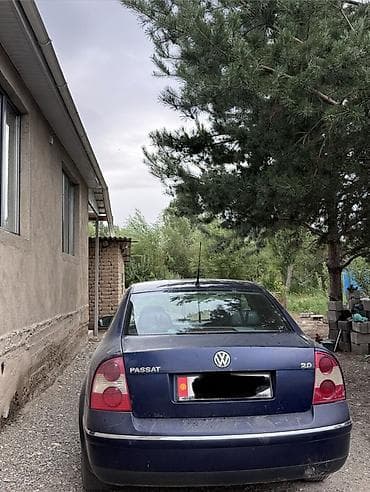 Volkswagen Passat: 2001 г., 2 л, Механика, Бензин, Седан — 4