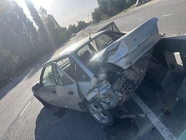 ауди 100 с: Daewoo Nexia, седан, серебристый цвет. двигатель, 1,5 16 — 6