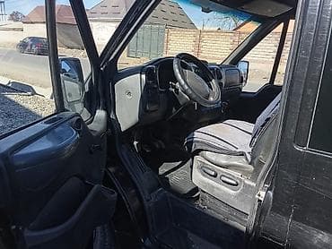 Ford Transit: 2003 г., Ручные, Фургон