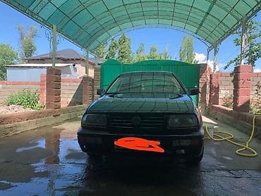 поворотник на мерс: Volkswagen Vento: 1994 г., Механика, Газ, Седан — 2