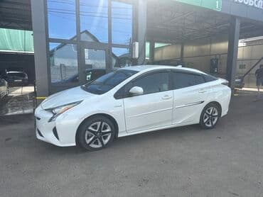 Toyota Prius: 2016 г., 1.8 л, Вариатор, Бензин, Седан