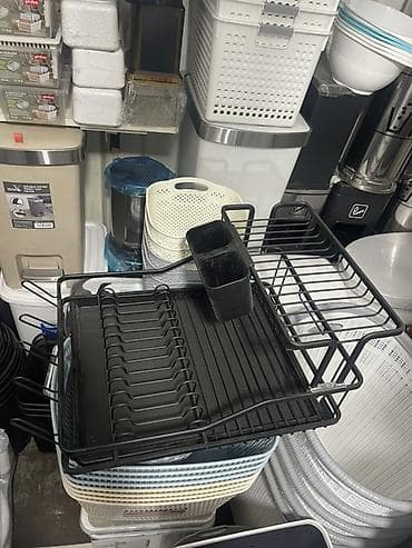 Креслолор: Ашкана үчүн секичелүү текче, Жыгач — 3