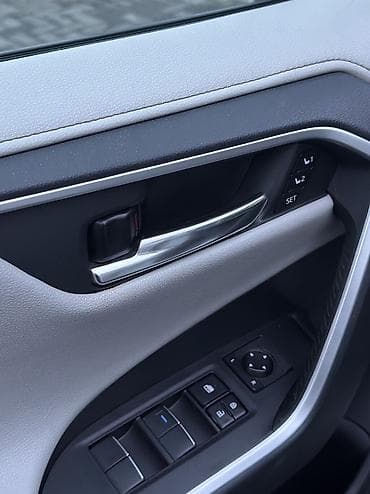 yto traktor: Toyota RAV4: 2020 г., 2.5 л, Автомат, Гибрид, Кроссовер — 7