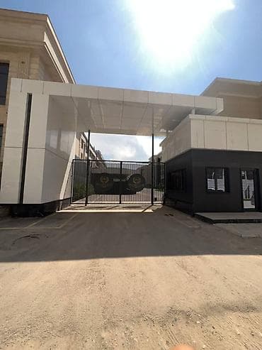 респект: 4 комнаты, 218 м², 1 этаж — 3