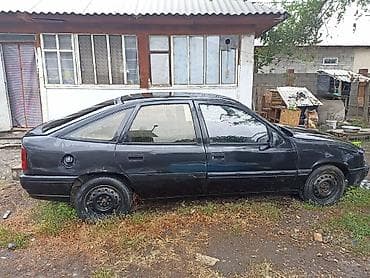 b4 б4: Opel Vectra: 1990 г., 1.6 л, Механика, Бензин, Седан — 2