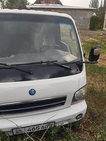 два авто: Kia BONGO: 2002 г., 2.9 л, Механика, Дизель — 4