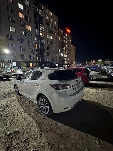 audi a2: Lexus CT: 2013 г., Гибрид, Хэтчбэк — 2