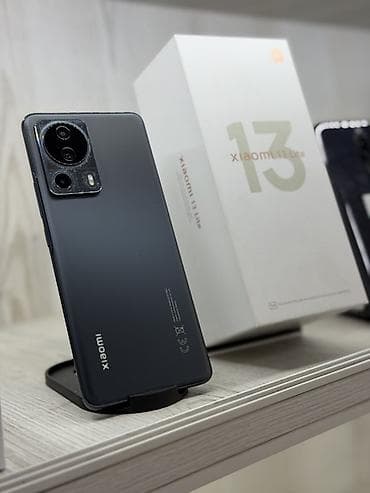 Смартфон Xiaomi 13 Lite 128 гб - Экран AMOLED 6.55" с тонкими рамками