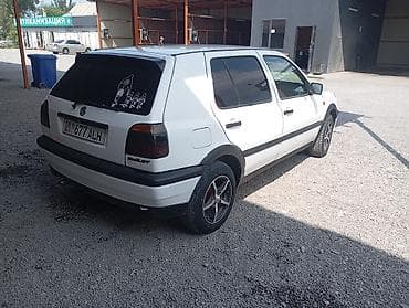 Volkswagen Golf: 1993 г., Механика, Бензин — 3