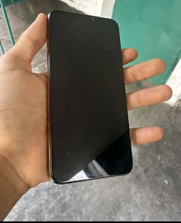 студийные микрофоны: IPhone 11 Pro Max, Б/у, 256 ГБ, Золотой, Зарядное устройство, Защитное стекло, Чехол, 75 % — 2