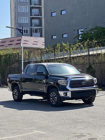 Toyota Тундра: 2018 г., 5.7 л, Автомат, Бензин, Пикап