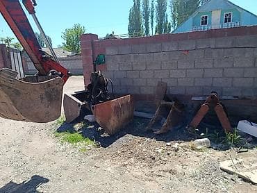 двух мостовой тягач: Экскаватор, 1992 г., Колесный — 6