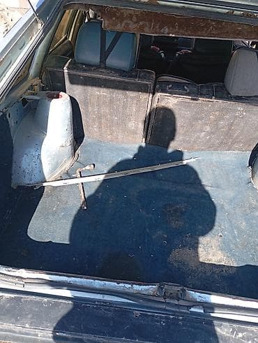 toyota runer: Volkswagen : 1980 г., 1.8 л, Механика, Бензин, Хэтчбэк — 9