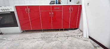 Мебель: Кухонный гарнитур, Б/у, цвет - Красный, МДФ, Самовывоз — 1