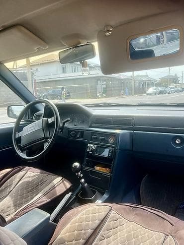Volvo 850: 1993 г., 2.4 л, Механика, Бензин, Седан — 5