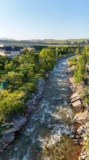 Земельные участки: 10 соток, Для строительства, Красная книга — 9