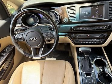 танировка продаю: Kia Carnival: 2019 г., 2.2 л, Автомат, Дизель, Минивэн — 5