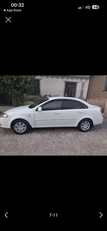 Транспорт: Daewoo Gentra: 2015 г., Механика, Бензин, Седан — 1