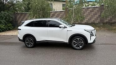 Транспорт: Changan CS75 Plus: 2025 г., 1.3 л, Автомат, Бензин, Кроссовер — 8