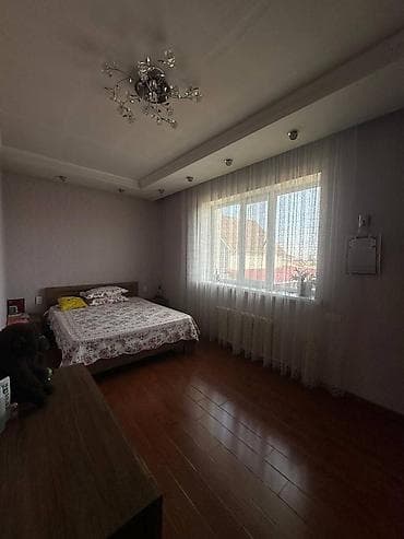 октябрьский: Срочно продается просторный 2-этажный дом 🔥 📍 Район: Октябрьский, ж/м — 9